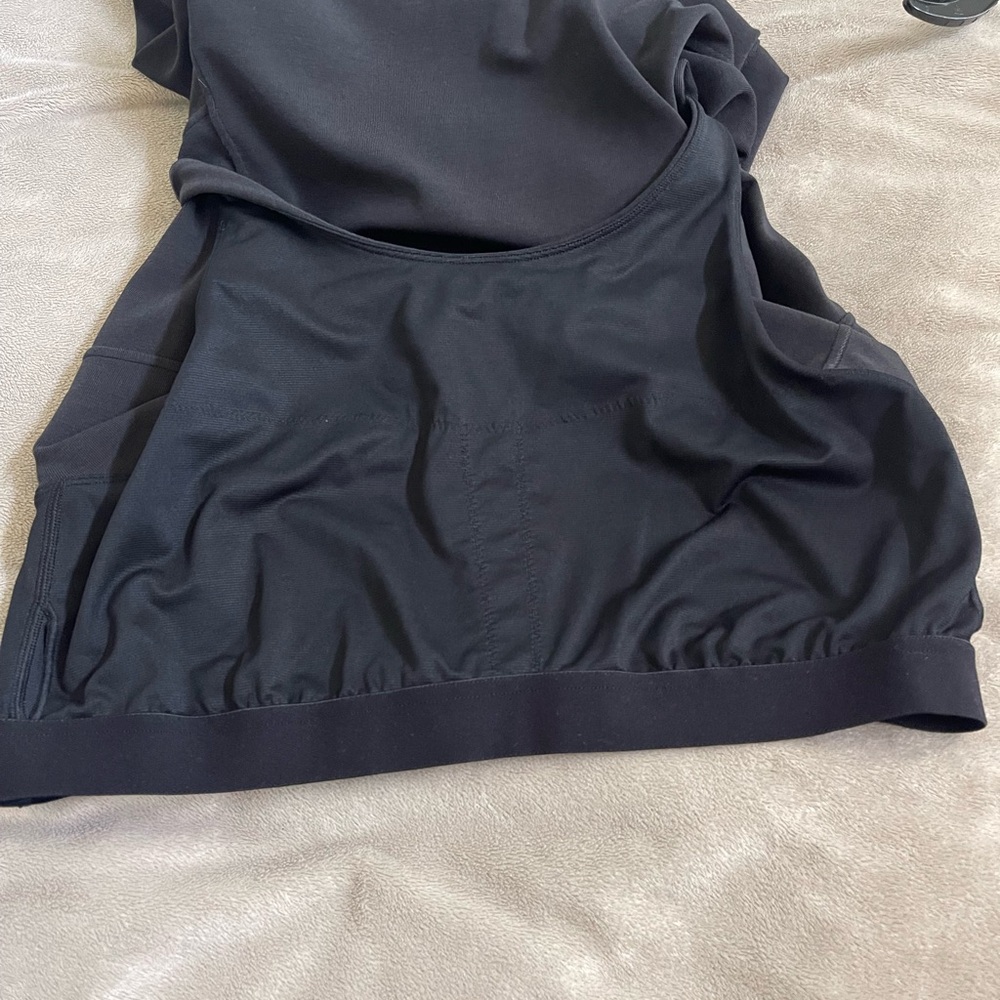 Lululemon Black Backless Dress - Picture 6 of 6